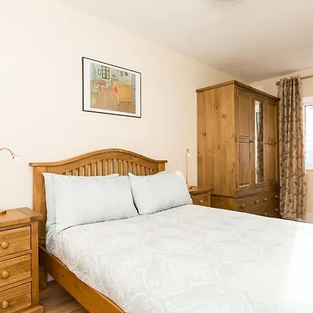 Appartamento Halfpenny Bridge Holiday Homes - Little Library Dublino